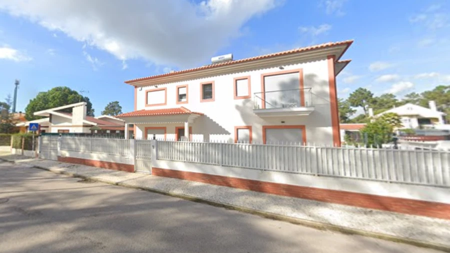 Moradia T11 para Venda em Seixal