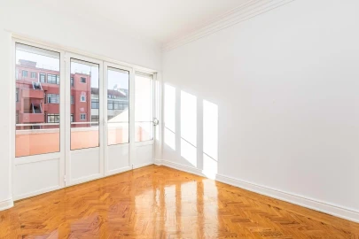 Apartamento T3 para Venda em Campo de Ourique