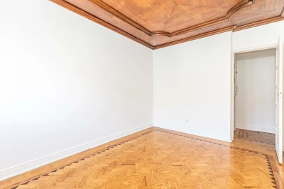 Apartamento T3 para Venda em Campo de Ourique
