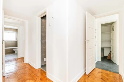 Apartamento T3 para Venda em Campo de Ourique