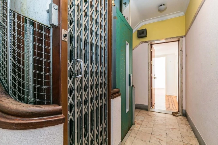 Apartamento T3 para Venda em Campo de Ourique Foto 24