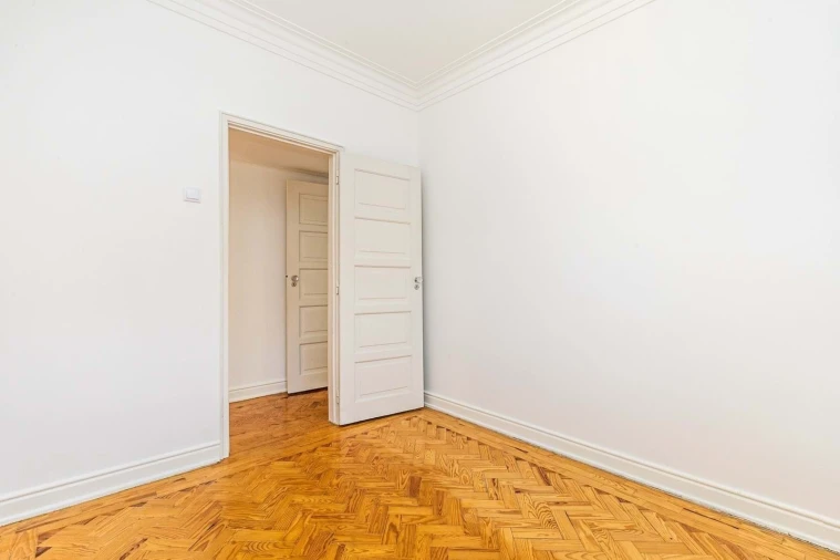 Apartamento T3 para Venda em Campo de Ourique Foto 13