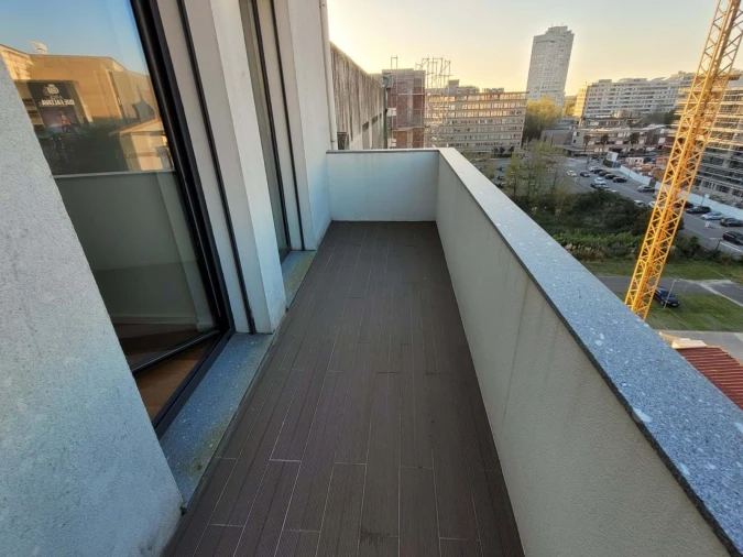 Apartamento T2 para Venda em Ramalde Foto 15