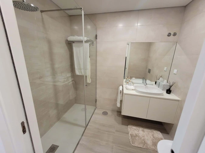 Apartamento T2 para Venda em Ramalde Foto 16