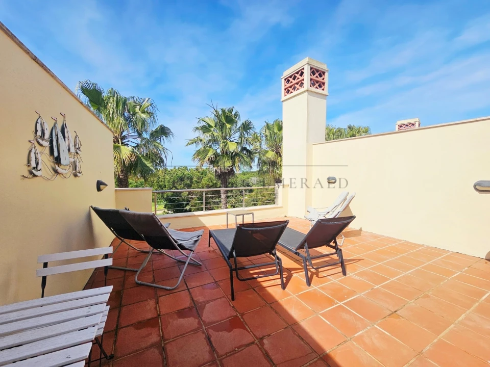 Moradia T4 para Venda em Quarteira Foto 20