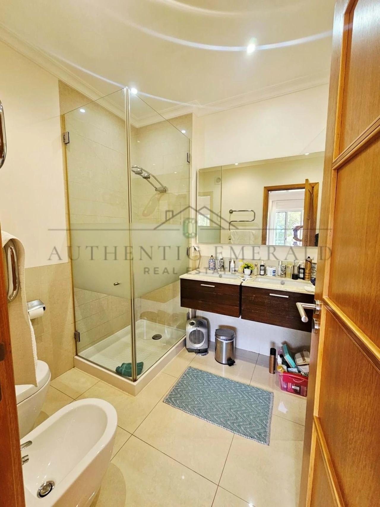 Moradia T4 para Venda em Quarteira Foto 14