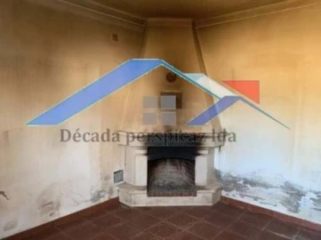 Moradia T2 para Venda em Coruche, Fajarda e Erra