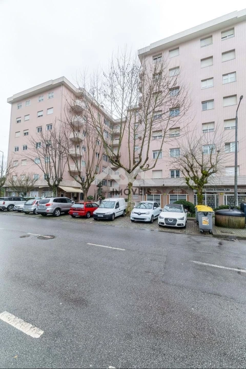 Apartamento T2 para Venda em Baguim do Monte (Rio Tinto)