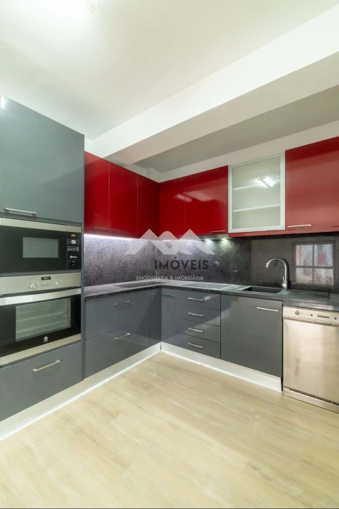 Apartamento T2 para Venda em Baguim do Monte (Rio Tinto)