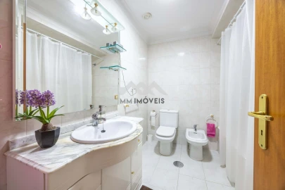 Apartamento T3 para Venda em Santa Marinha