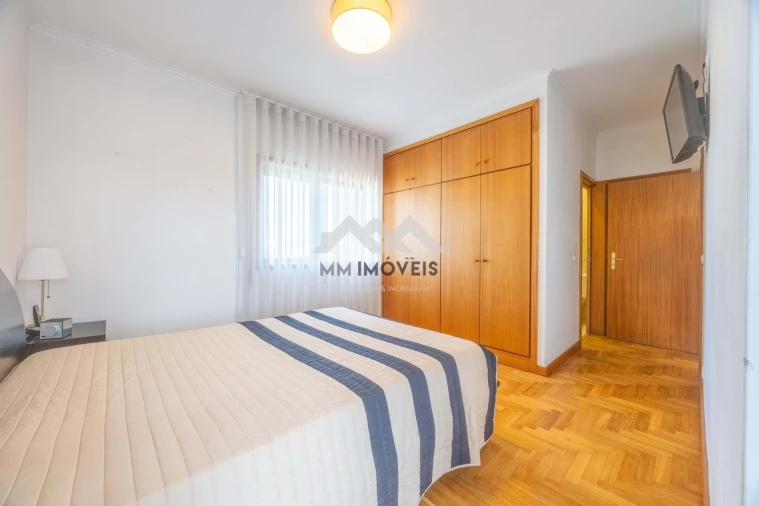 Apartamento T3 para Venda em Santa Marinha Foto 18