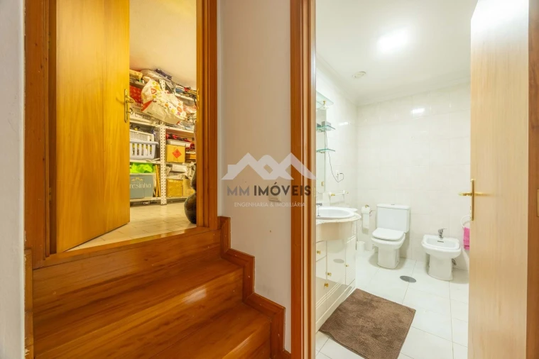 Apartamento T3 para Venda em Santa Marinha Foto 27