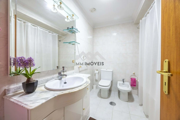 Apartamento T3 para Venda em Santa Marinha Foto 24