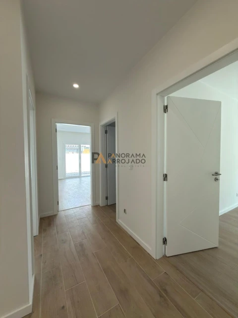 Moradia T4 para Venda em Quinta do Anjo