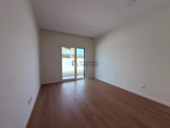 Moradia T4 para Venda em Quinta do Anjo Foto 27