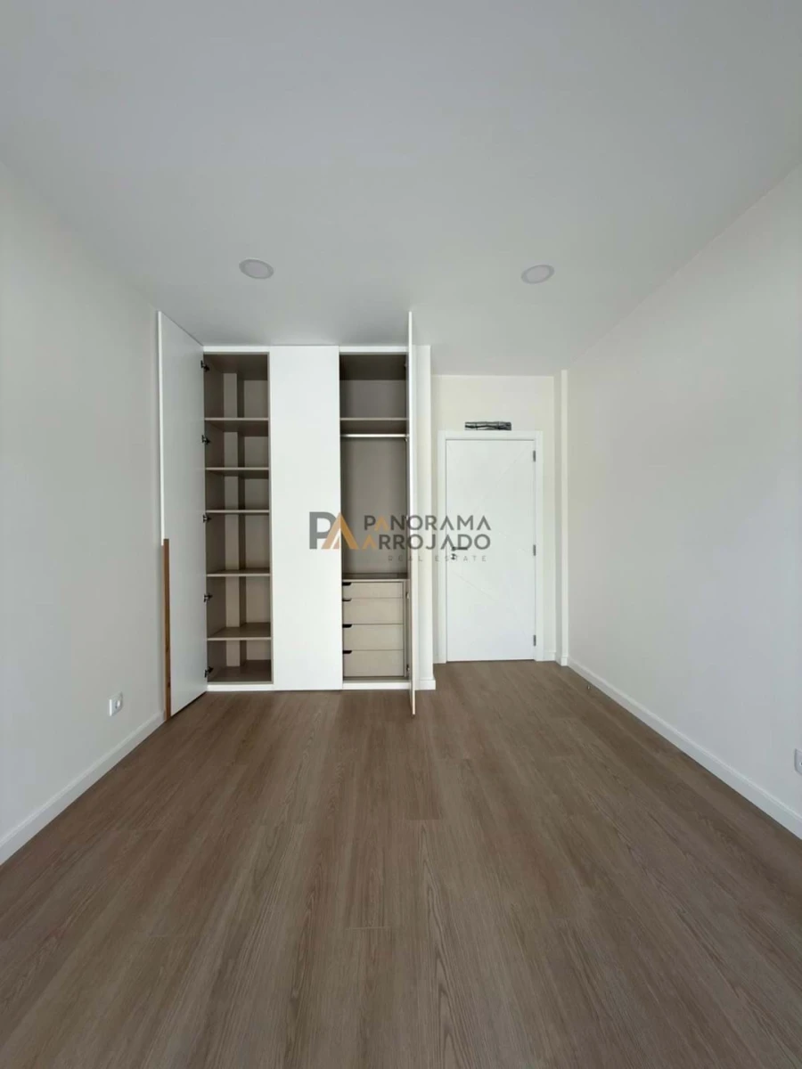Moradia T4 para Venda em Quinta do Anjo Foto 15