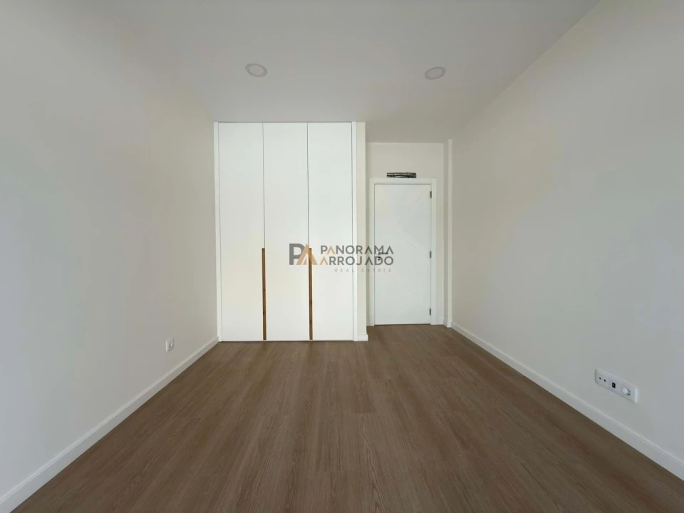 Moradia T4 para Venda em Quinta do Anjo Foto 17