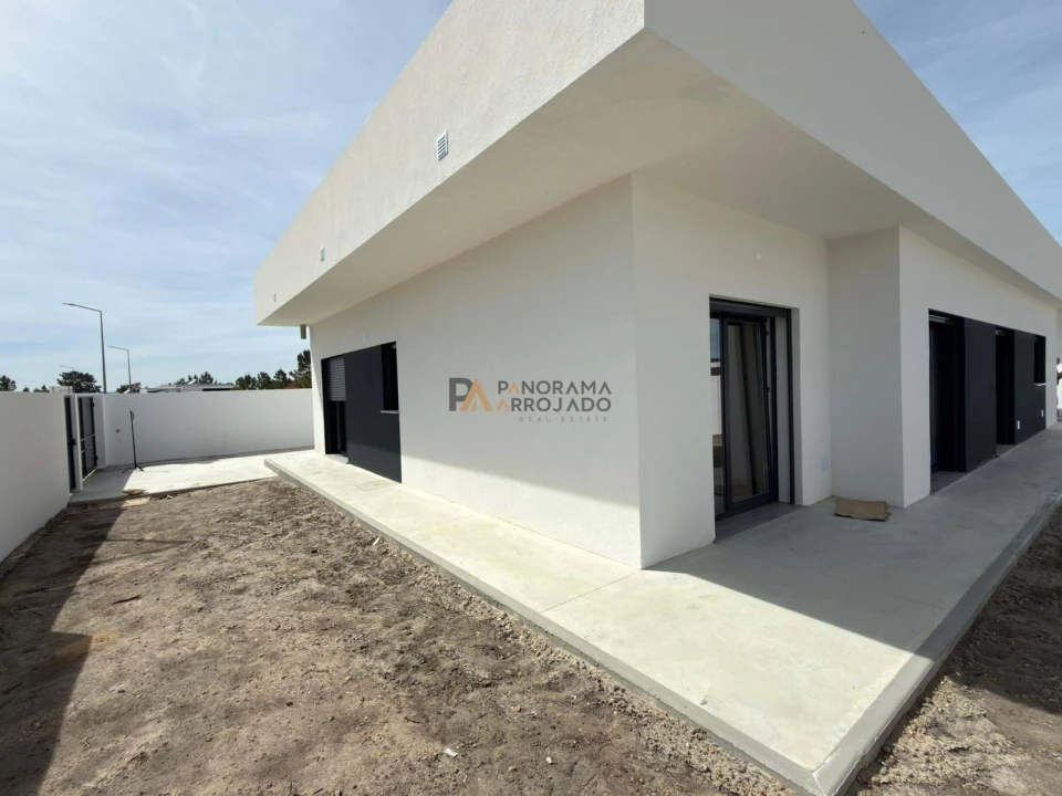 Moradia T4 para Venda em Quinta do Anjo Foto 24