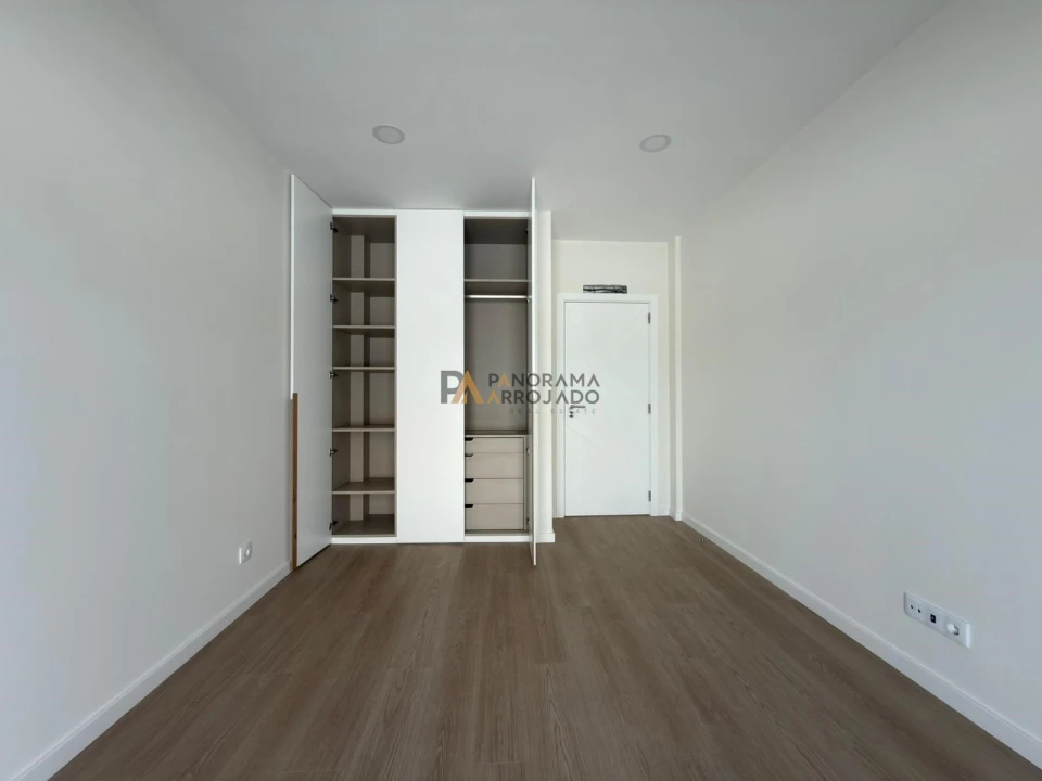 Moradia T4 para Venda em Quinta do Anjo Foto 28