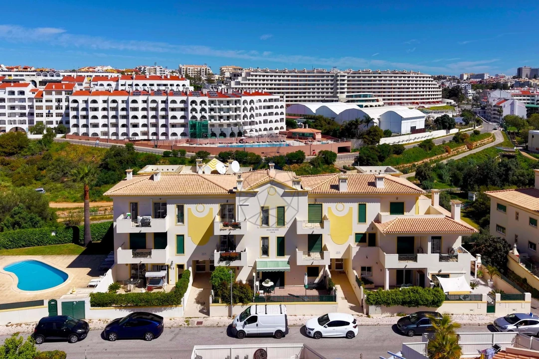 Apartamento T2 para Venda em Albufeira e Olhos de Água Foto 4