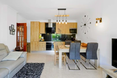 Apartamento T2 para Venda em Albufeira e Olhos de Água