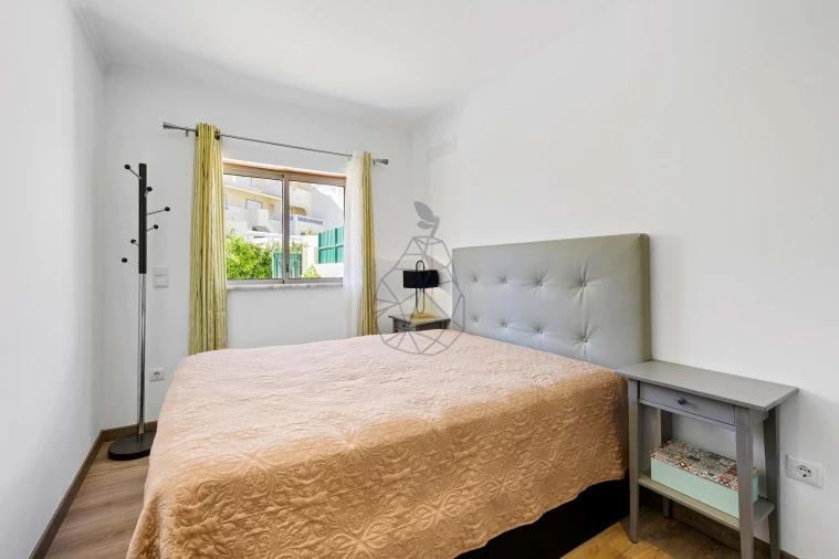 Apartamento T2 para Venda em Albufeira e Olhos de Água Foto 14