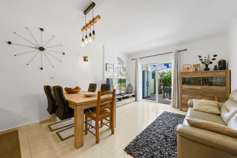 Apartamento T2 para Venda em Albufeira e Olhos de Água Foto 2