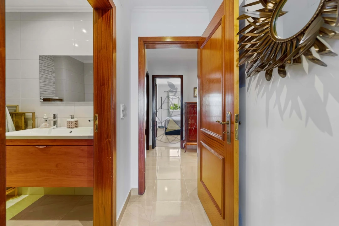 Apartamento T2 para Venda em Albufeira e Olhos de Água Foto 29