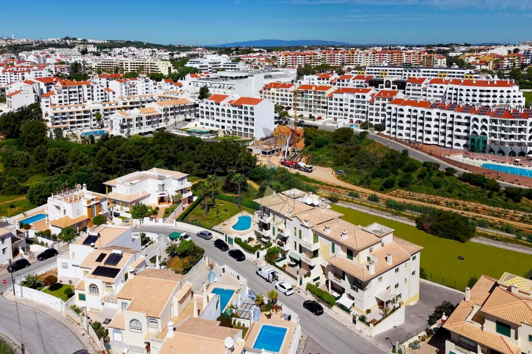 Apartamento T2 para Venda em Albufeira e Olhos de Água Foto 39