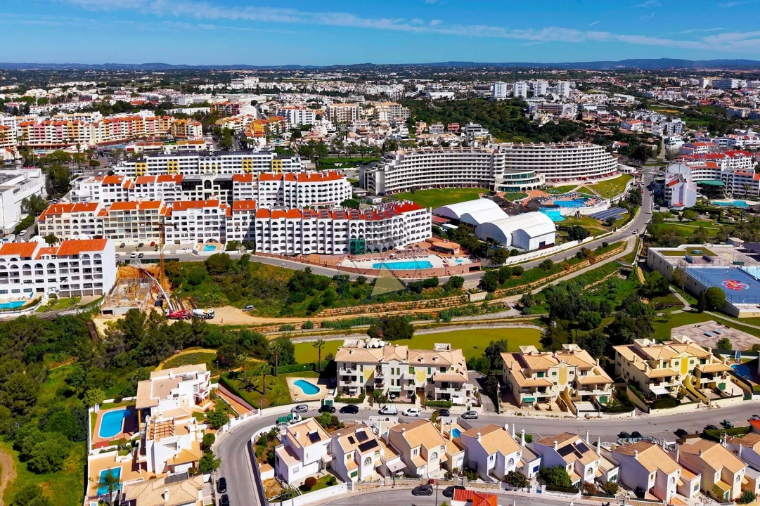 Apartamento T2 para Venda em Albufeira e Olhos de Água Foto 41