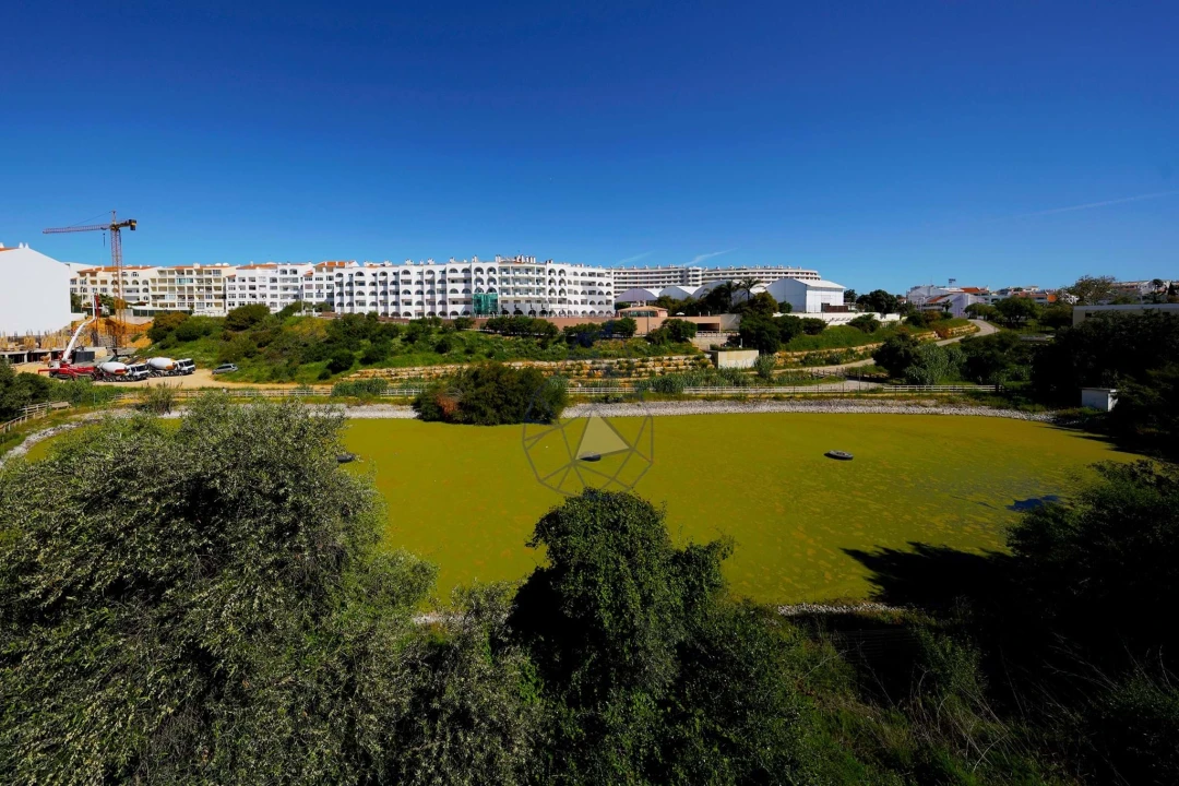 Apartamento T2 para Venda em Albufeira e Olhos de Água Foto 23