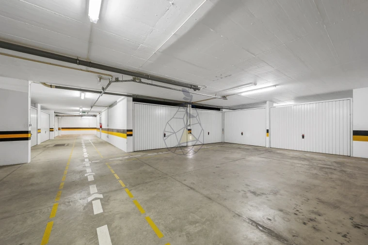 Apartamento T2 para Venda em Portimão Foto 35