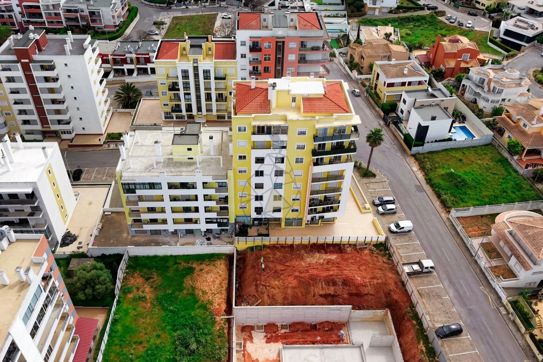 Apartamento T2 para Venda em Portimão Foto 42