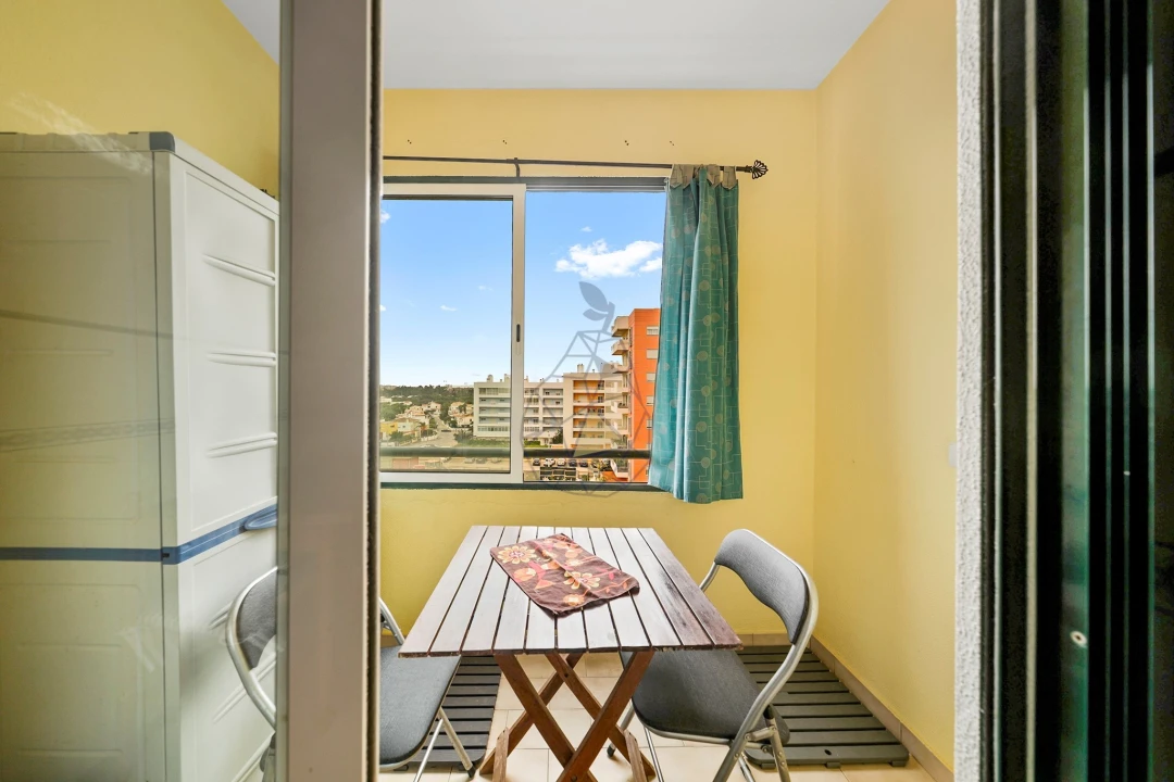 Apartamento T2 para Venda em Portimão Foto 6