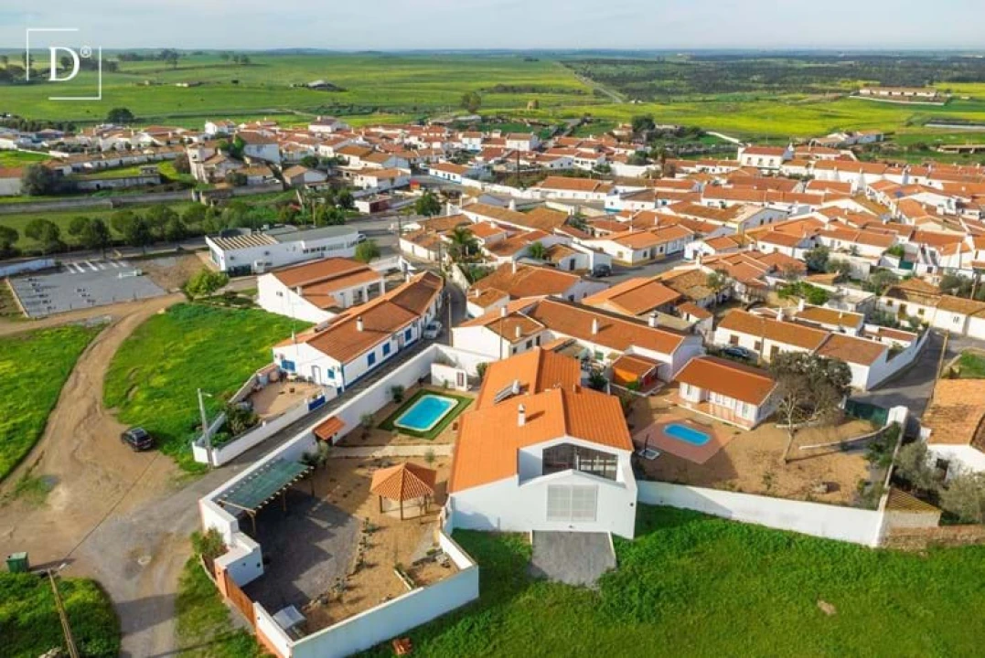 Moradia T4 para Venda em Castro Verde e Casével Foto 2