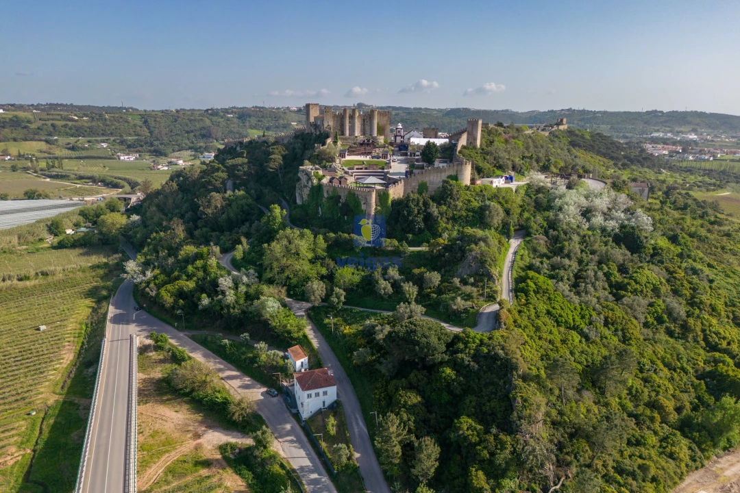 Moradia T5 para Venda em Santa Maria, São Pedro e Sobral da Lagoa Foto 64