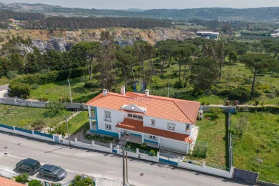 Moradia T5 para Venda em Santa Maria, São Pedro e Sobral da Lagoa