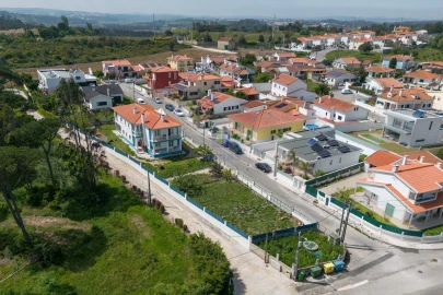 Moradia T5 para Venda em Santa Maria, São Pedro e Sobral da Lagoa