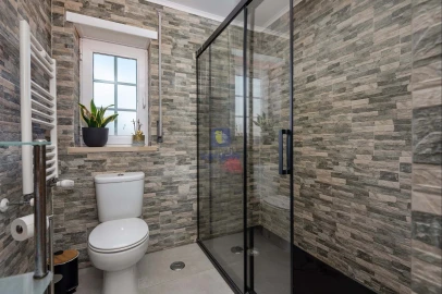 Moradia T5 para Venda em Santa Maria, São Pedro e Sobral da Lagoa