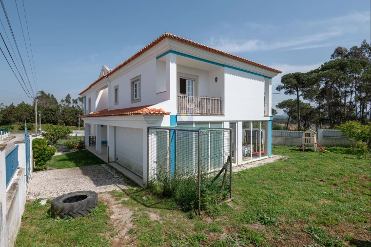 Moradia T5 para Venda em Santa Maria, São Pedro e Sobral da Lagoa Foto 14