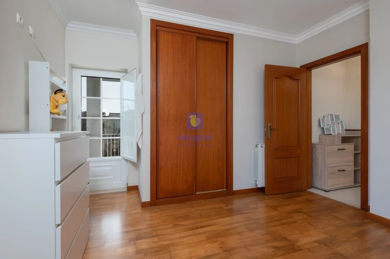 Moradia T5 para Venda em Santa Maria, São Pedro e Sobral da Lagoa Foto 62