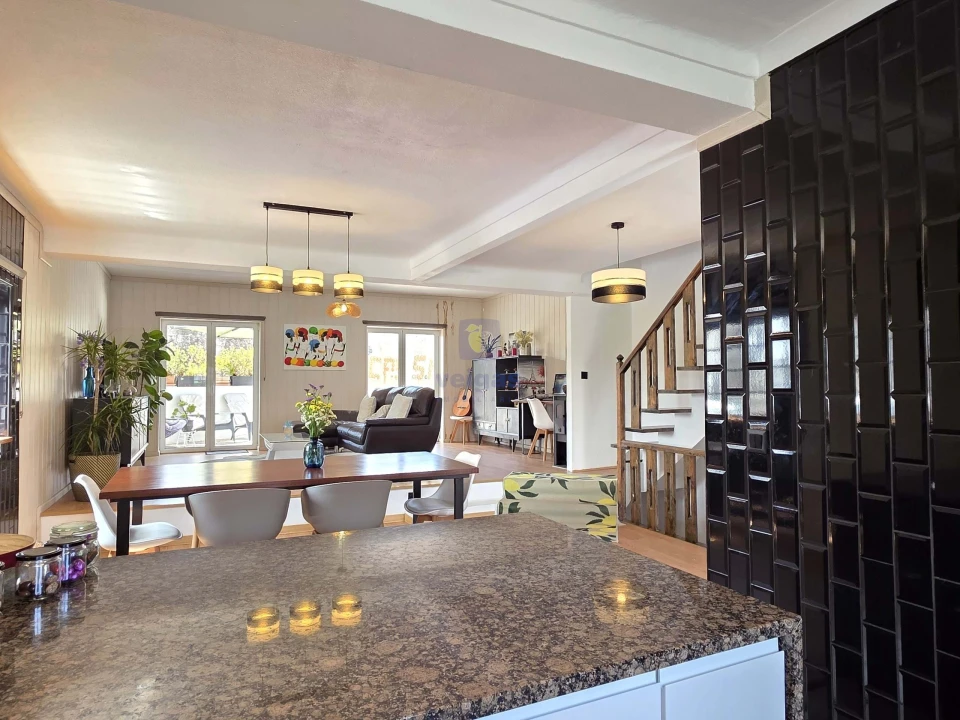 Moradia T4 para Venda em São Martinho do Porto Foto 4