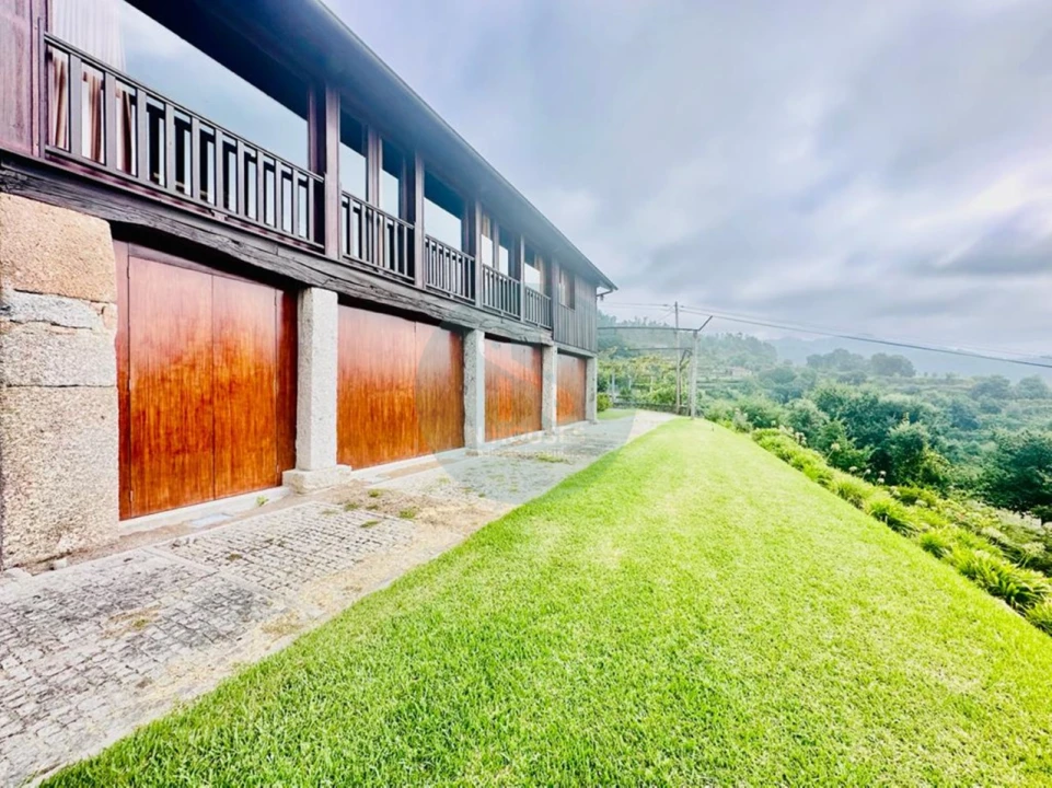 Moradia T5 para Venda em Vilela, Seramil e Paredes Secas Foto 2