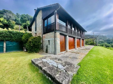 Moradia T5 para Venda em Vilela, Seramil e Paredes Secas