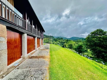 Moradia T5 para Venda em Vilela, Seramil e Paredes Secas