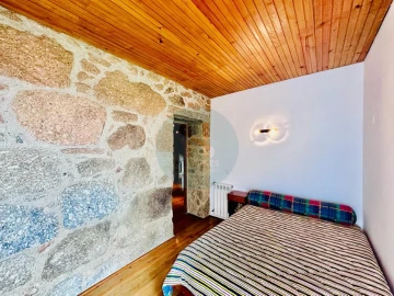 Moradia T5 para Venda em Vilela, Seramil e Paredes Secas