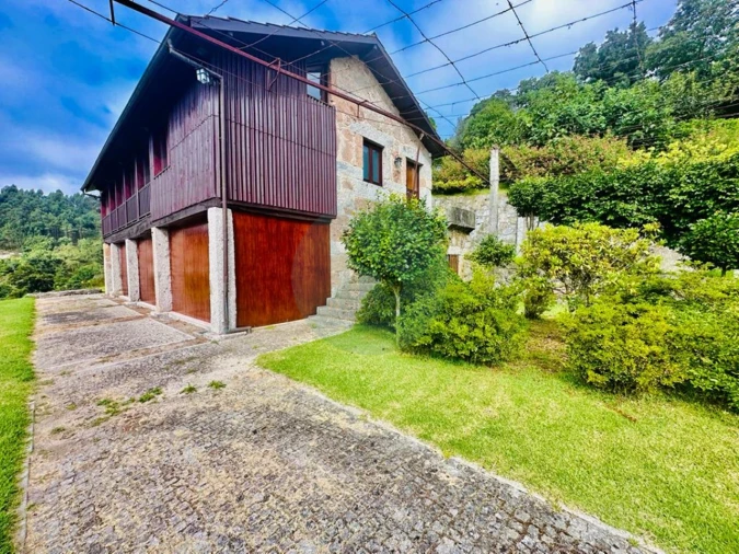 Moradia T5 para Venda em Vilela, Seramil e Paredes Secas Foto 3