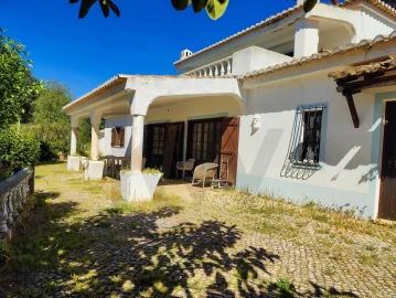 Quinta T3 para Venda em Mexilhoeira Grande