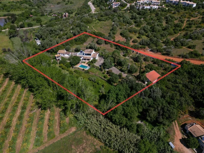 Quinta T3 para Venda em Mexilhoeira Grande Foto 30