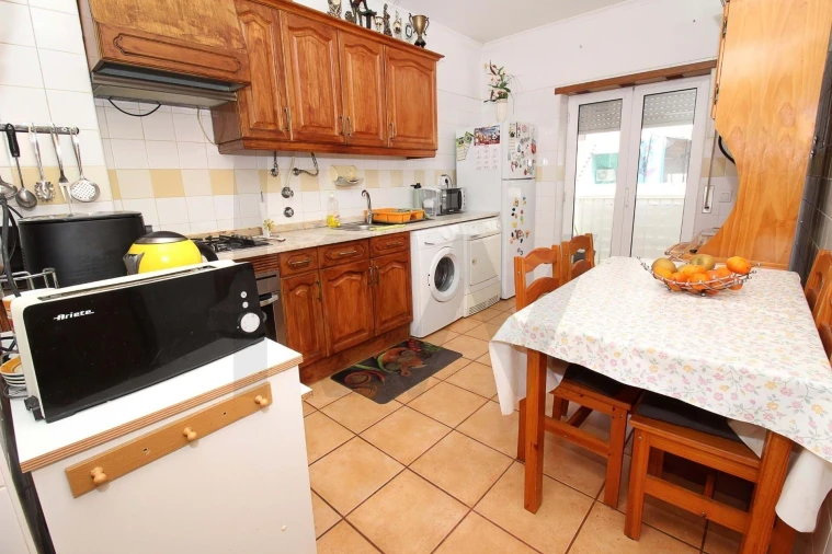 Apartamento T3 para Venda em Silves Foto 3
